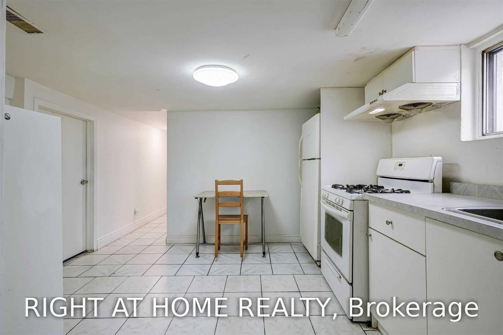 54 Byng Avenue • Toronto, ON photo 30