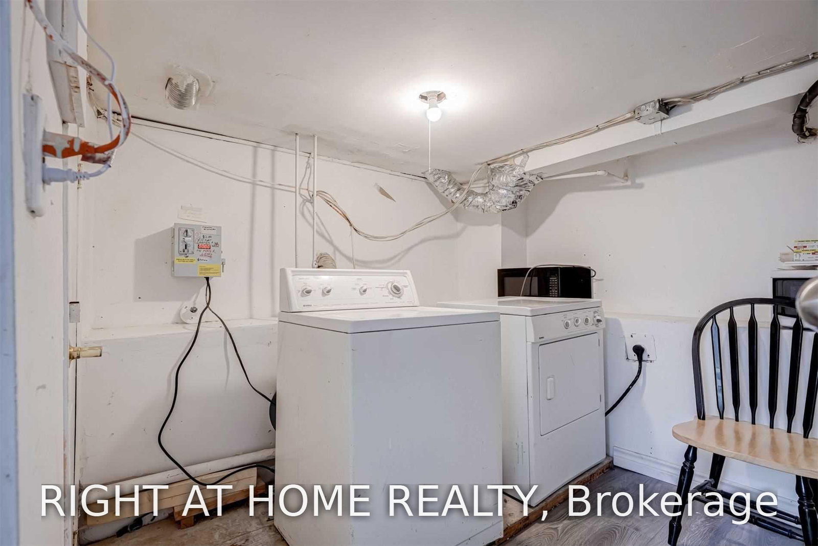 54 Byng Avenue • Toronto, ON photo 36