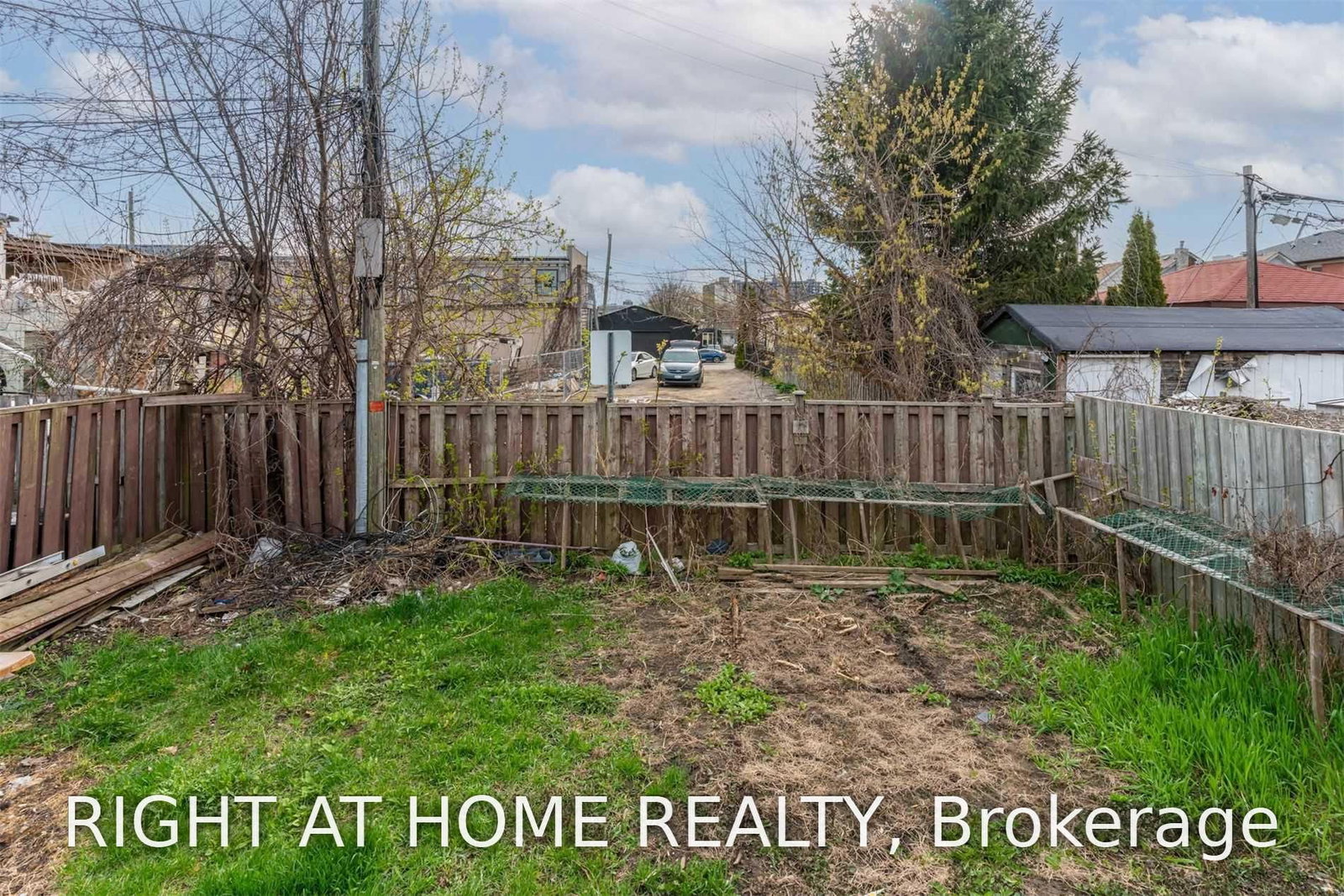 54 Byng Avenue • Toronto, ON photo 37
