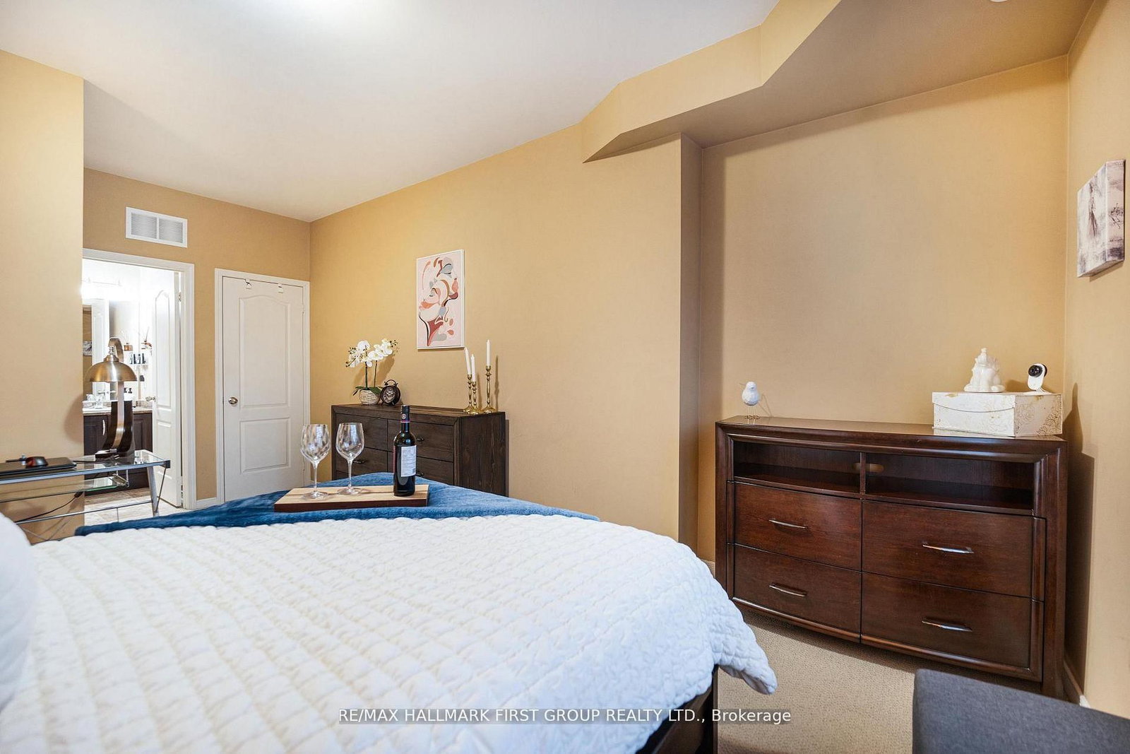 70 Lovegrove Lane • Ajax, ON photo 16