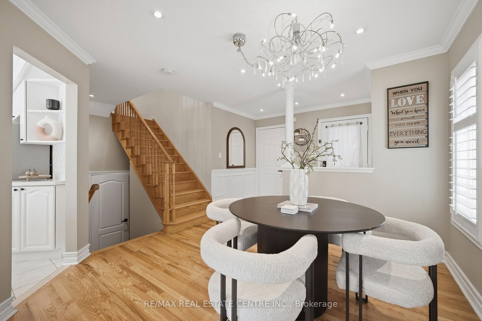 215 Willowbrook Drive • Whitby, ON photo 10