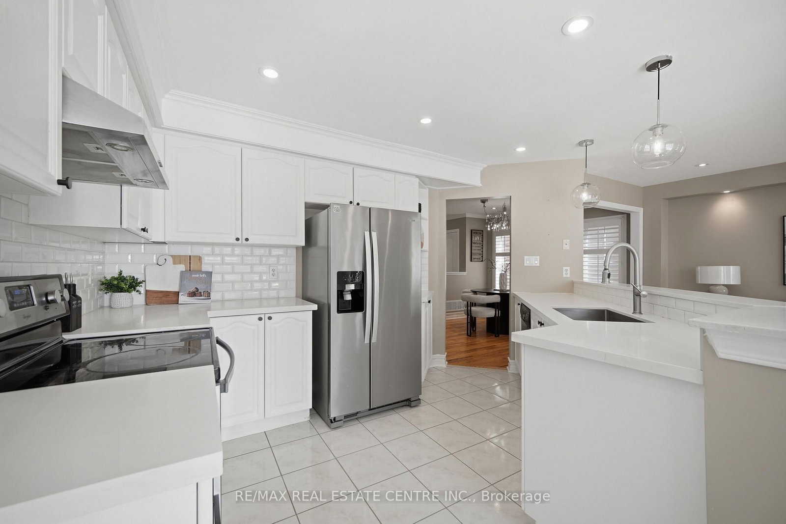 215 Willowbrook Drive • Whitby, ON photo 15