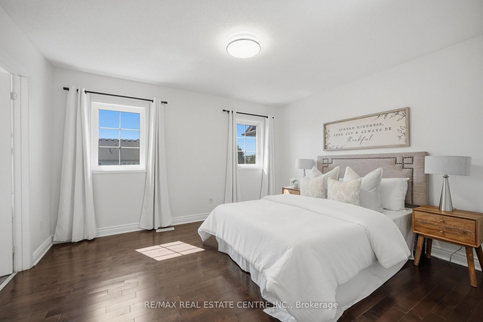 215 Willowbrook Drive • Whitby, ON photo 26