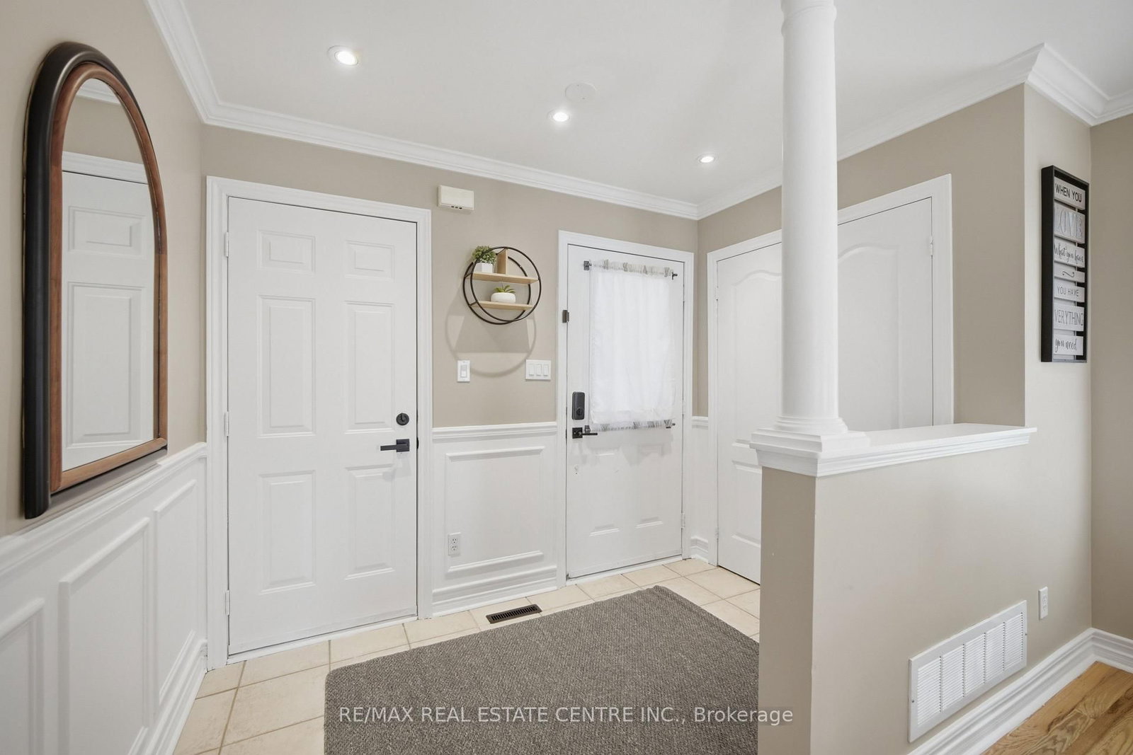 215 Willowbrook Drive • Whitby, ON photo 6