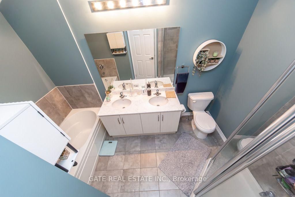 53 Kantium Way, Whitby, view 32