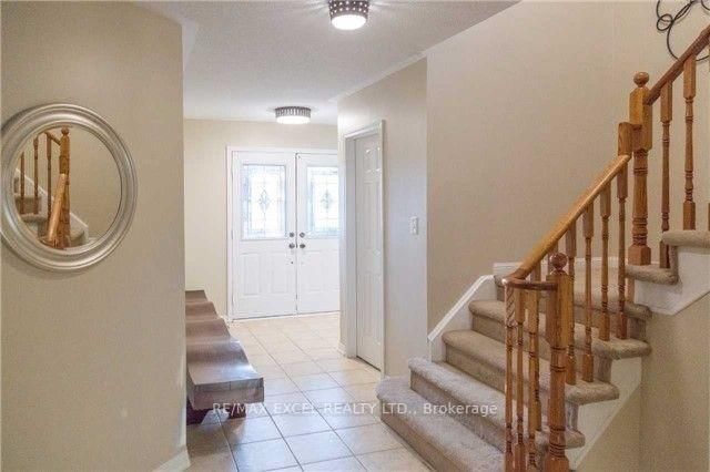 9 Baycliffe Dr, Whitby, view 7