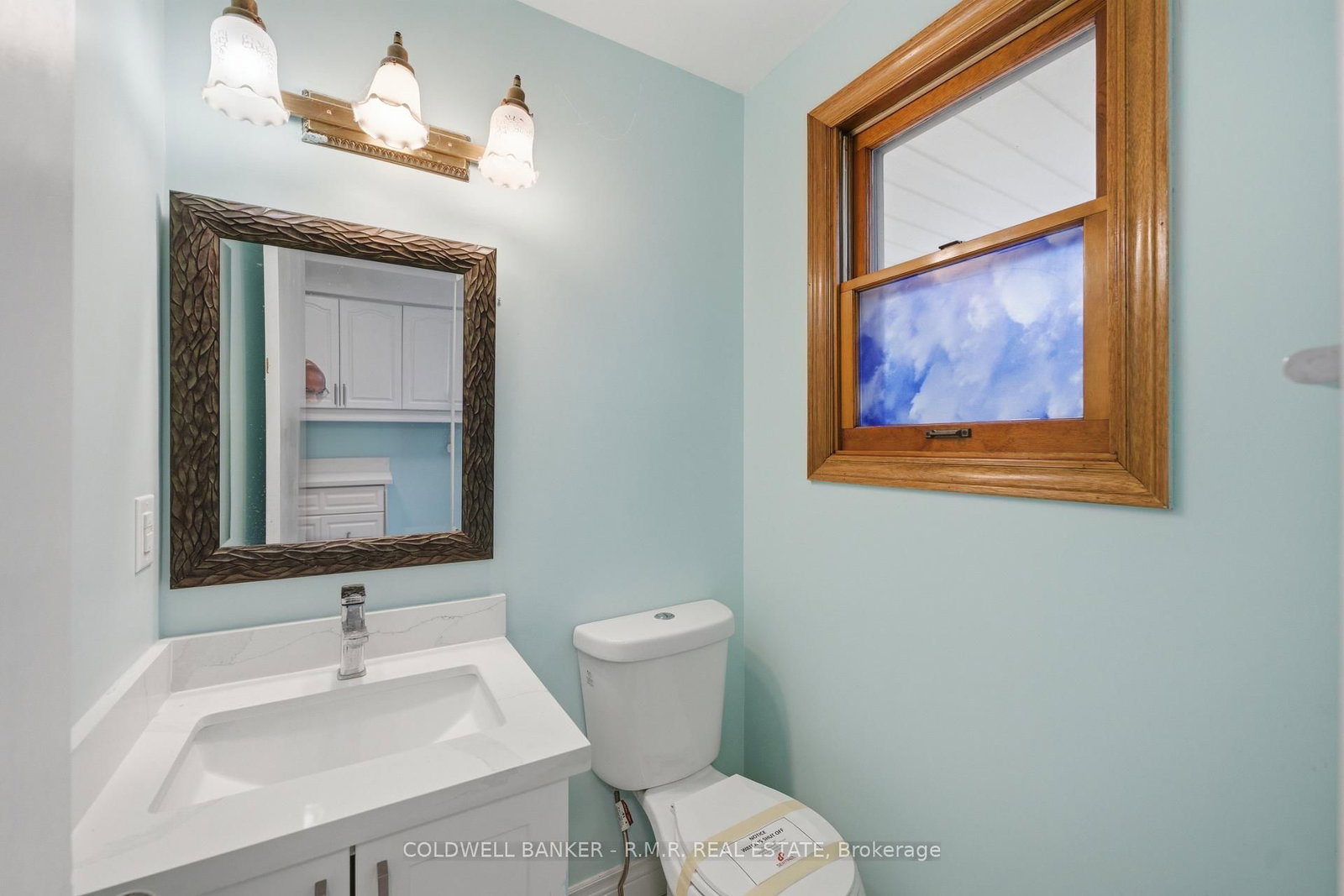 1549 Simcoe Street N • Oshawa, ON photo 13