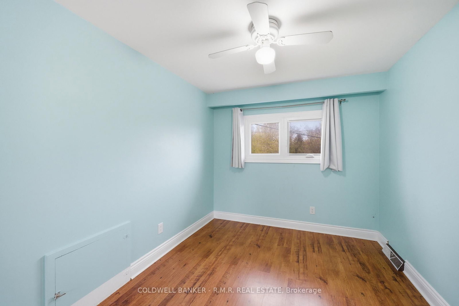 1549 Simcoe Street N • Oshawa, ON photo 16