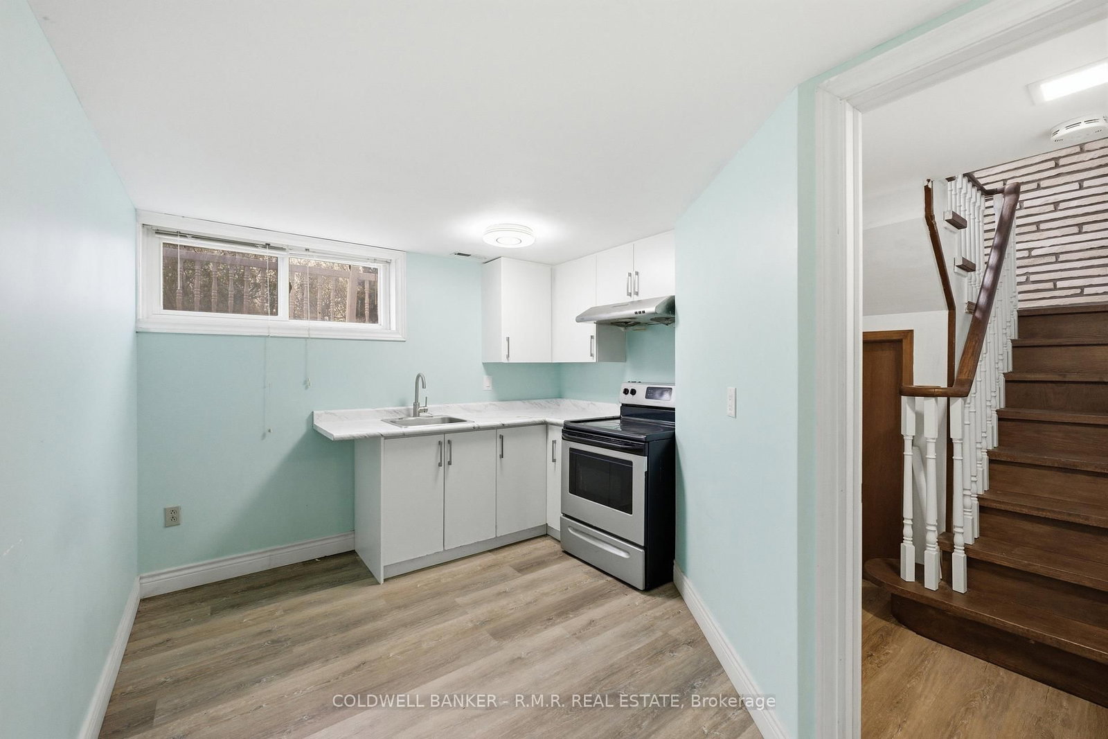 1549 Simcoe Street N • Oshawa, ON photo 18