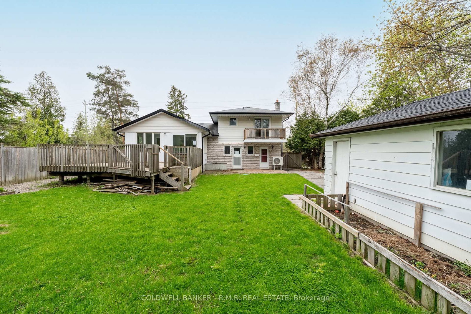 1549 Simcoe Street N • Oshawa, ON photo 26