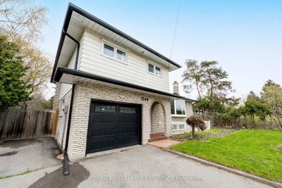 1549 Simcoe Street N • Oshawa, ON photo 4