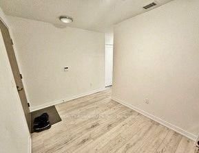 12 - 225 Village Square