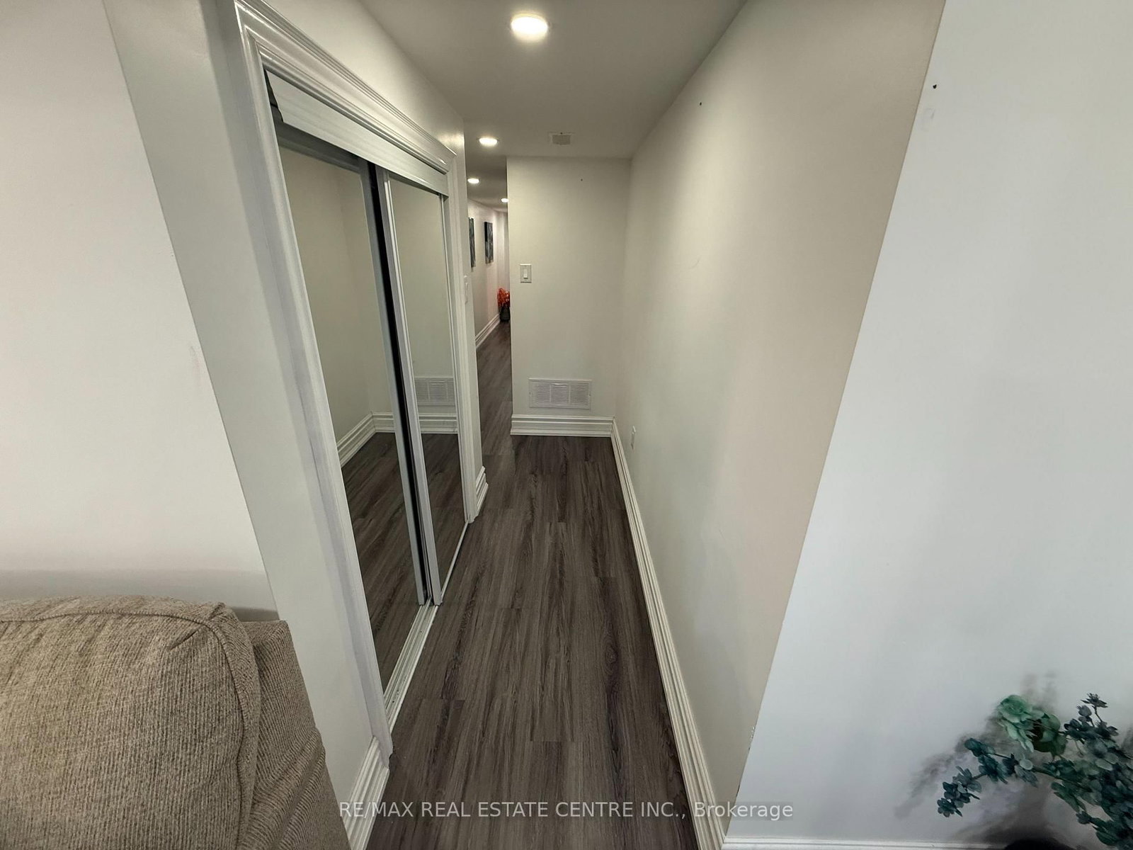 Basement-41 Bremner St, Whitby, view 19