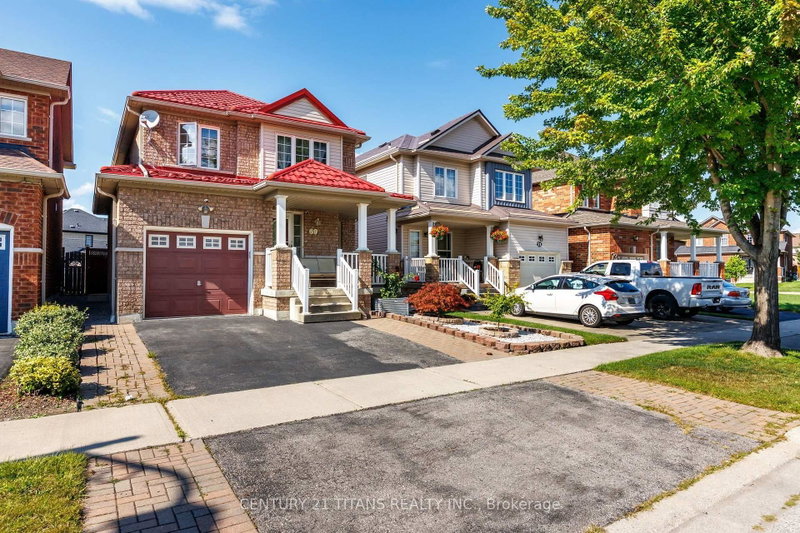 69 Rampart Crescent
