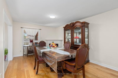 69 Rampart Crescent • Whitby, ON photo 8