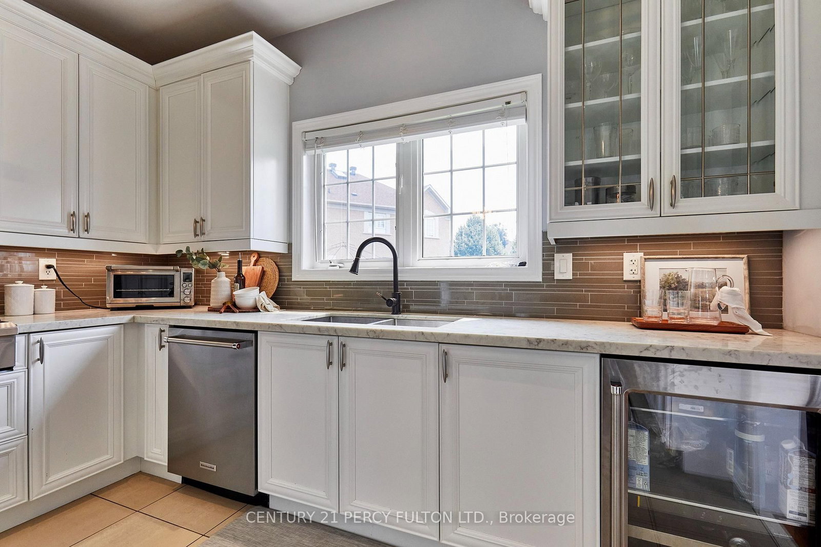 8 Mackeller Court • Ajax, ON photo 14