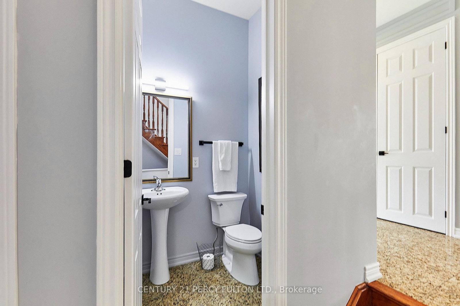 8 Mackeller Court • Ajax, ON photo 21