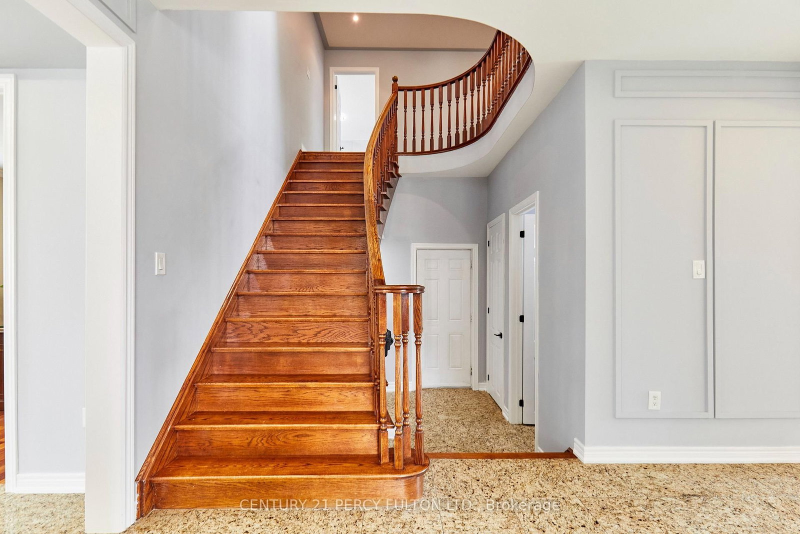 8 Mackeller Court • Ajax, ON photo 22