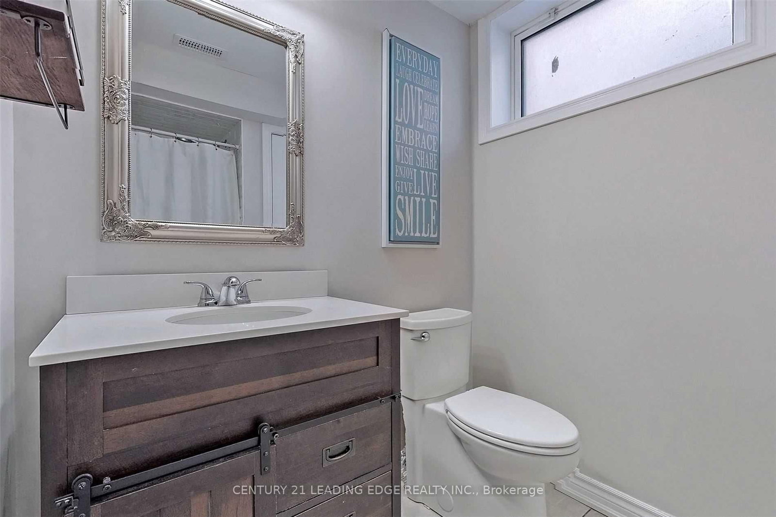 308 Elgin St, Oshawa, view 7