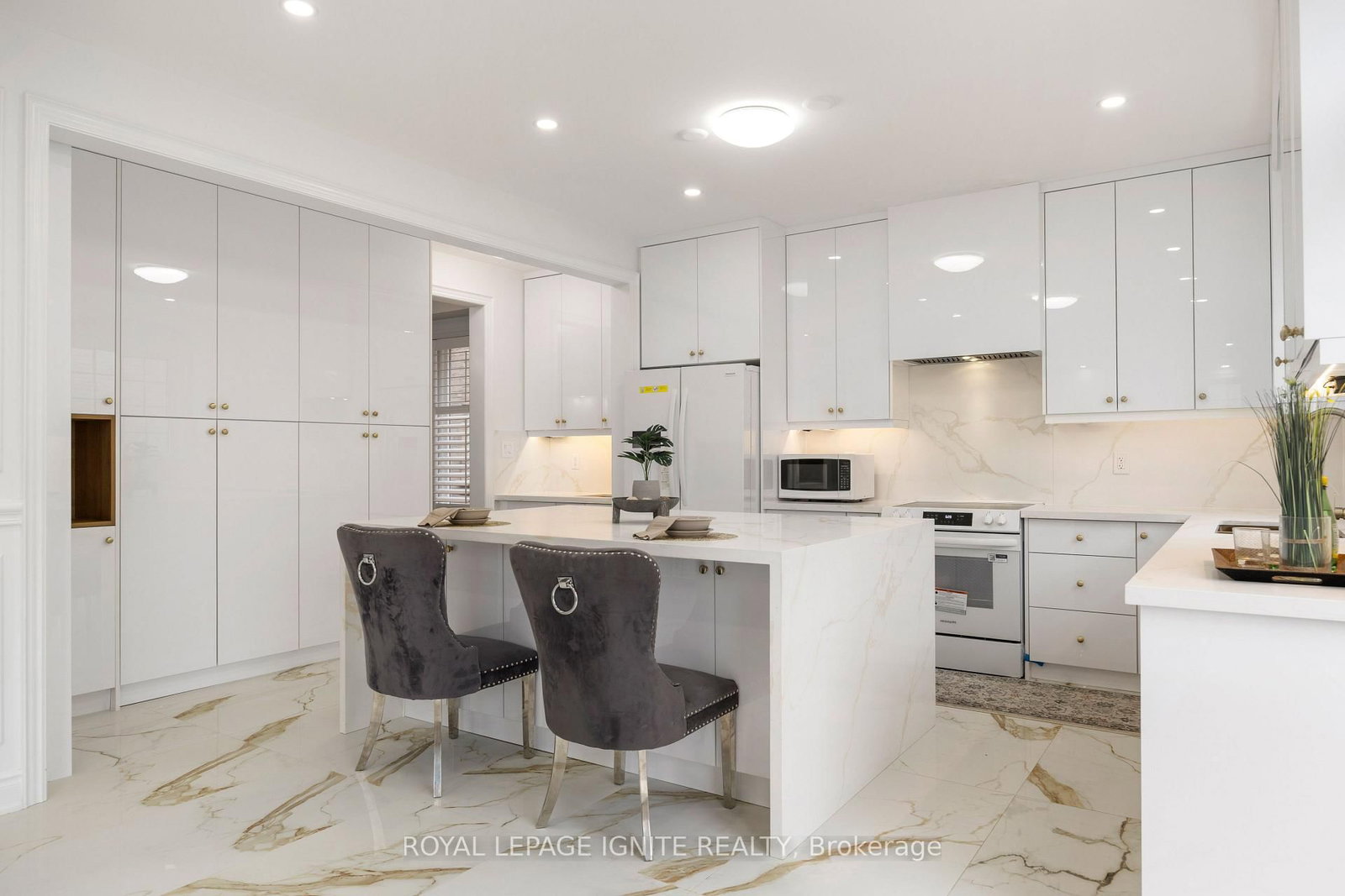 1 Morningstar Avenue • Whitby, ON photo 20