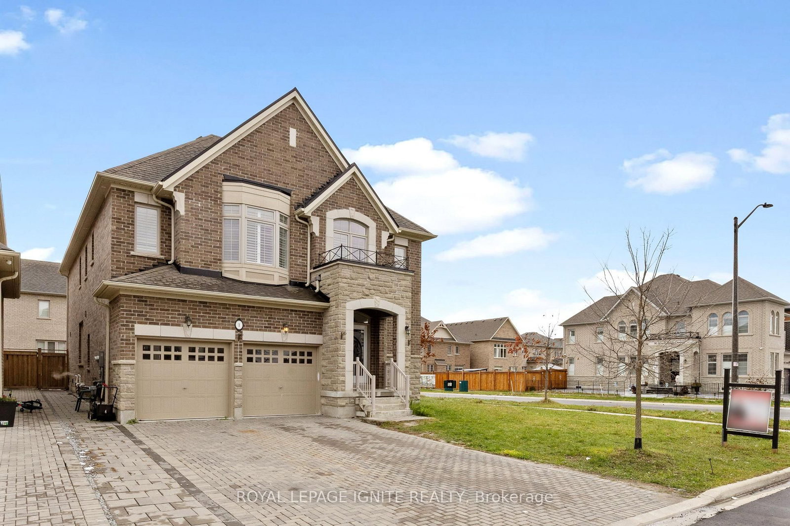 1 Morningstar Avenue • Whitby, ON photo 4
