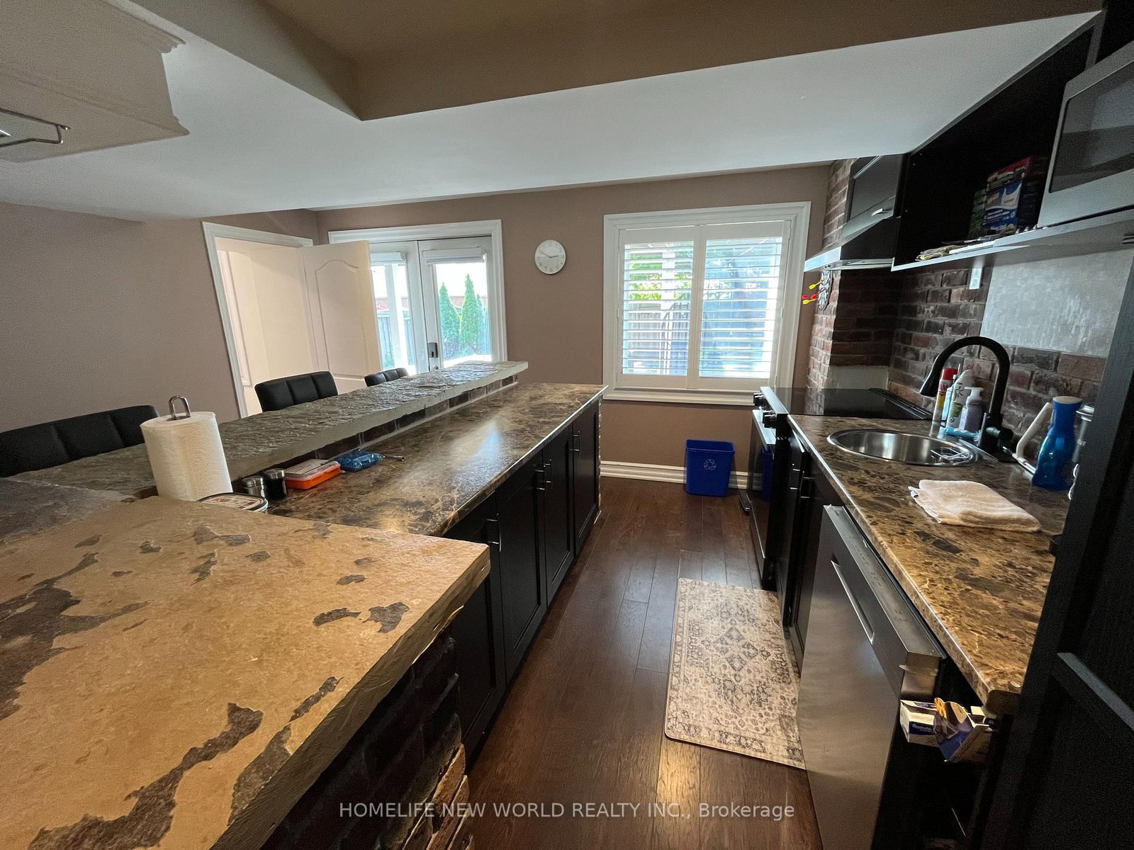 1574 Rockaway St, Oshawa, view 16