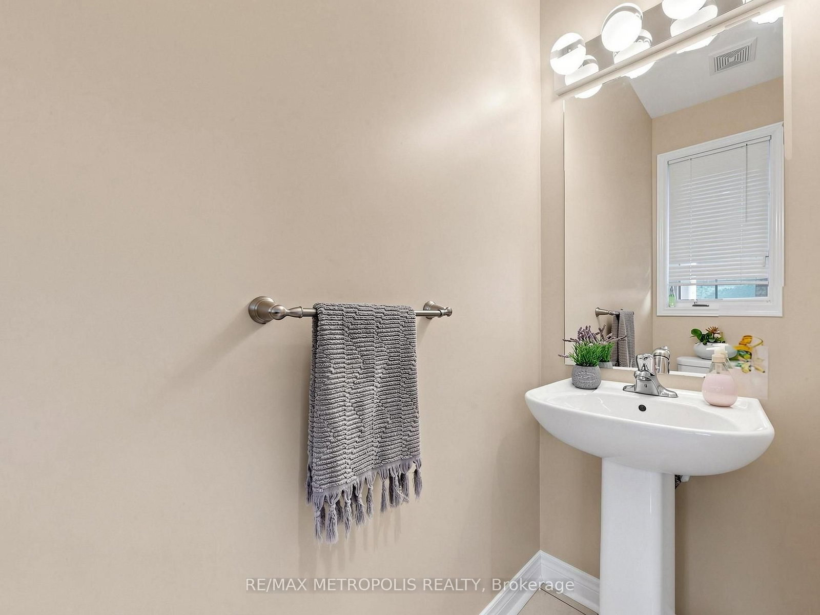 84 Braebrook Drive • Whitby, ON photo 38