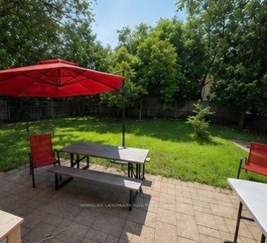 5 Collingsbrook Boulevard • Toronto, ON photo 12