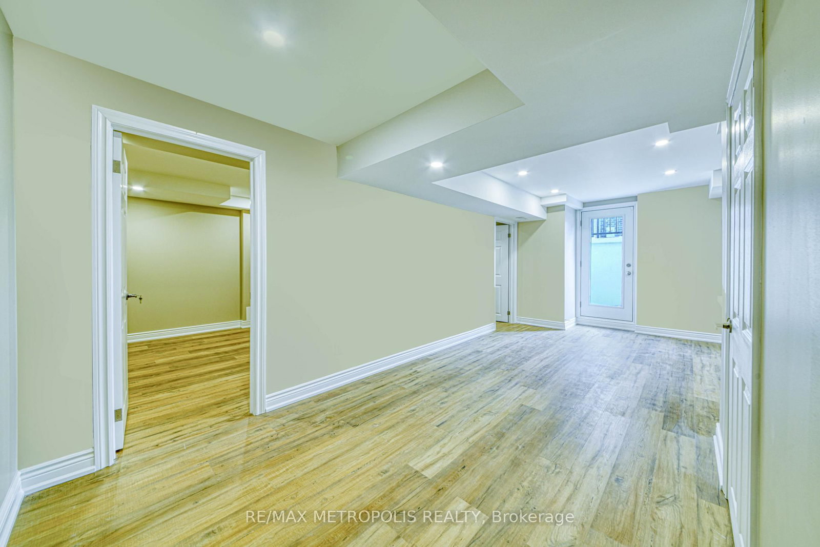 BSMNT-1201 Chateau Crt, Pickering, view 10