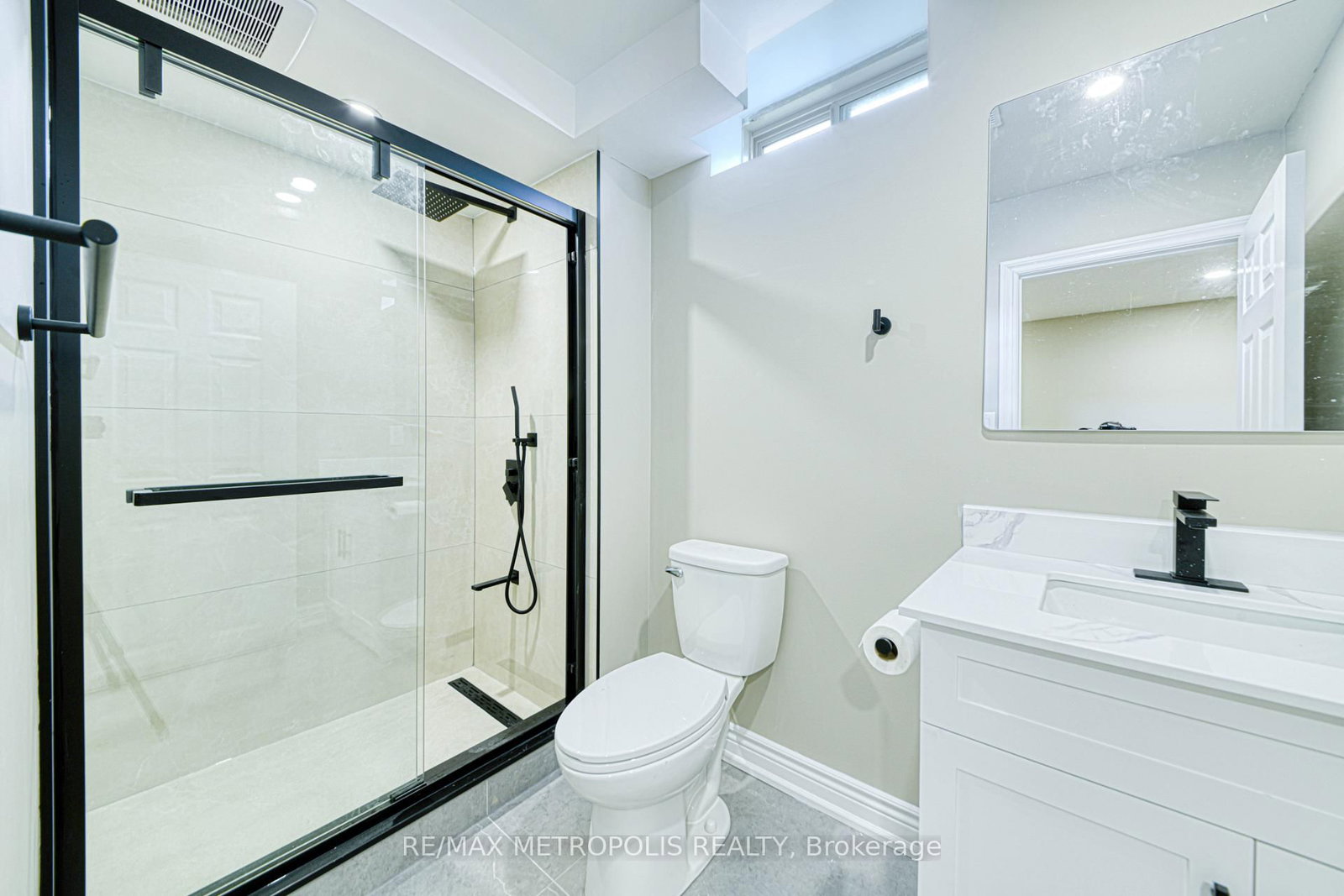 BSMNT-1201 Chateau Crt, Pickering, view 14