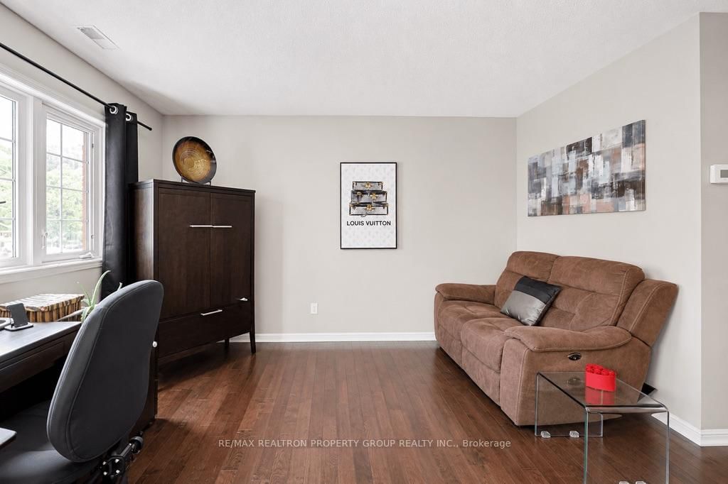 1400 The Esplanade N • #402 • Pickering, ON photo 8