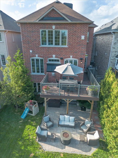 120 SHARPLIN Drive • Ajax, ON photo 4