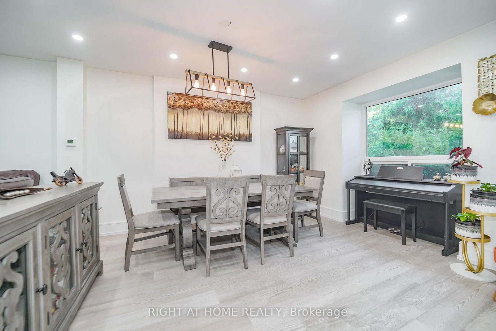 174 Aylesworth Avenue • Toronto, ON photo 11