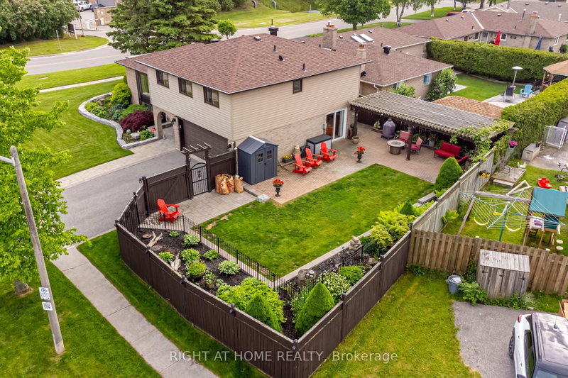 51 Lewin Crescent