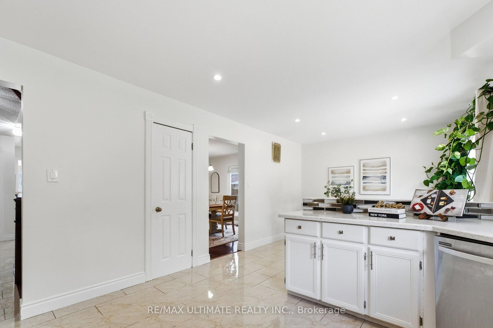 872 Corbetts Road • Oshawa, ON photo 13