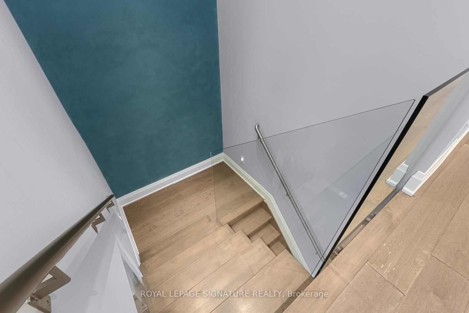 8 Dunkirk Road • Toronto, ON photo 14