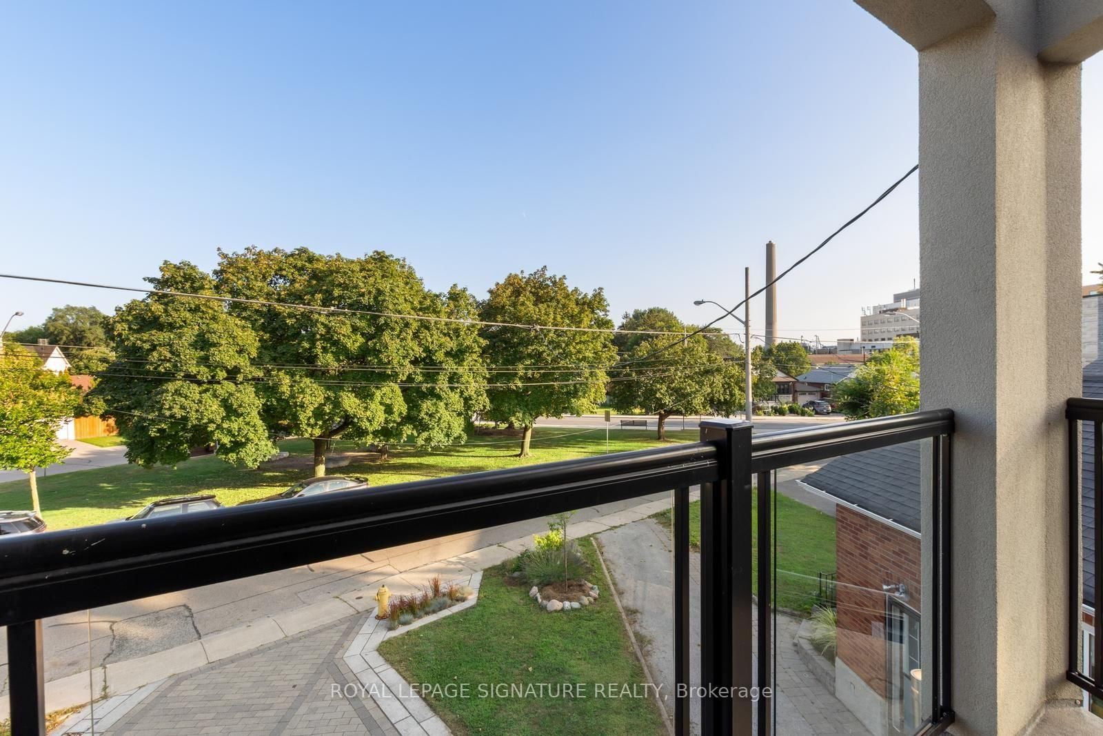 8 Dunkirk Road • Toronto, ON photo 41