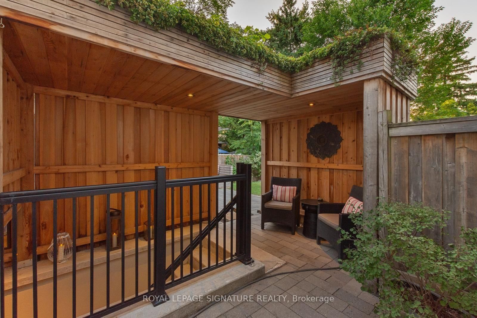 8 Dunkirk Road • Toronto, ON photo 46