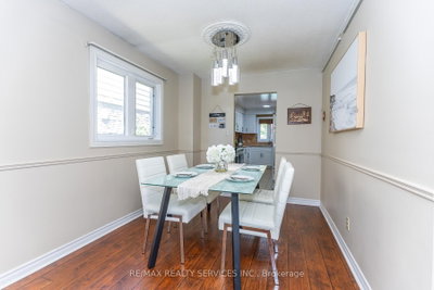 1217 Gloucester Square • Pickering, ON photo 6