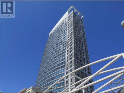 Condo leased at 3015-36 Lee Centre Drive, Toronto, Ontario, M1H 3K2 - Woburn - MLS: E13704776