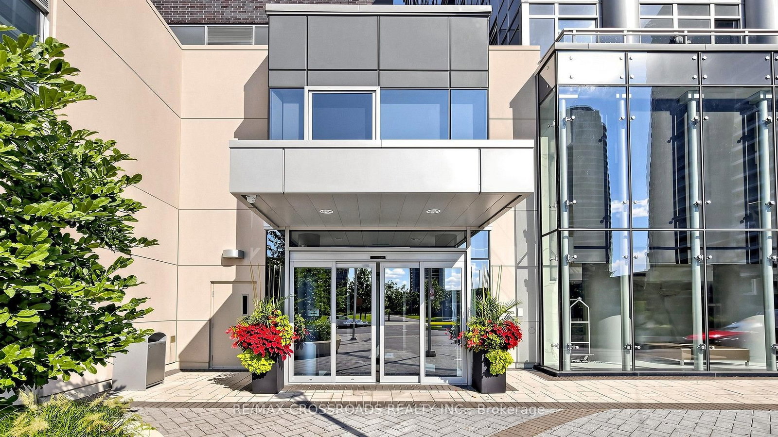 275 Village Green Square • #525 • Toronto, ON photo 4
