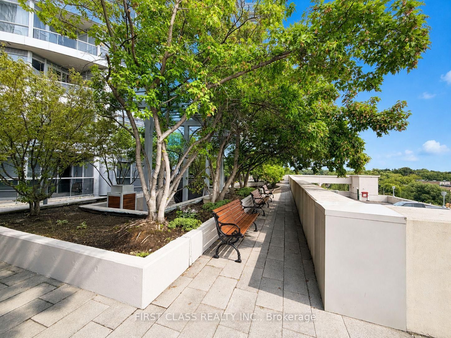 181 Village Green Square • #1719 • Toronto, ON photo 11