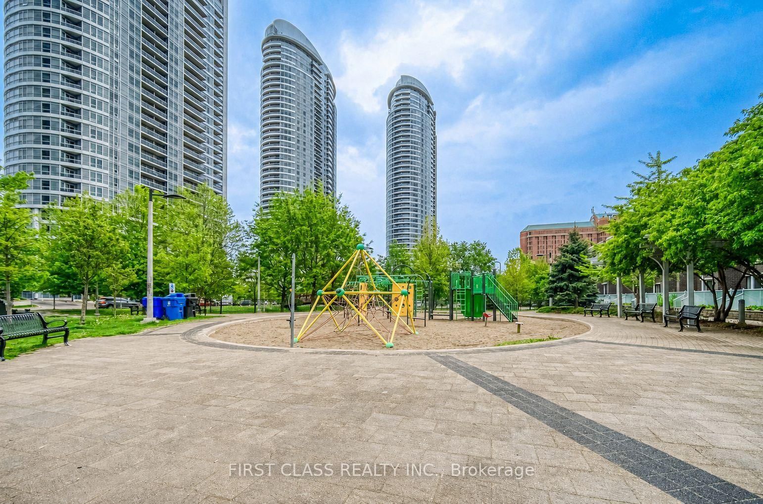 181 Village Green Square • #1719 • Toronto, ON photo 13