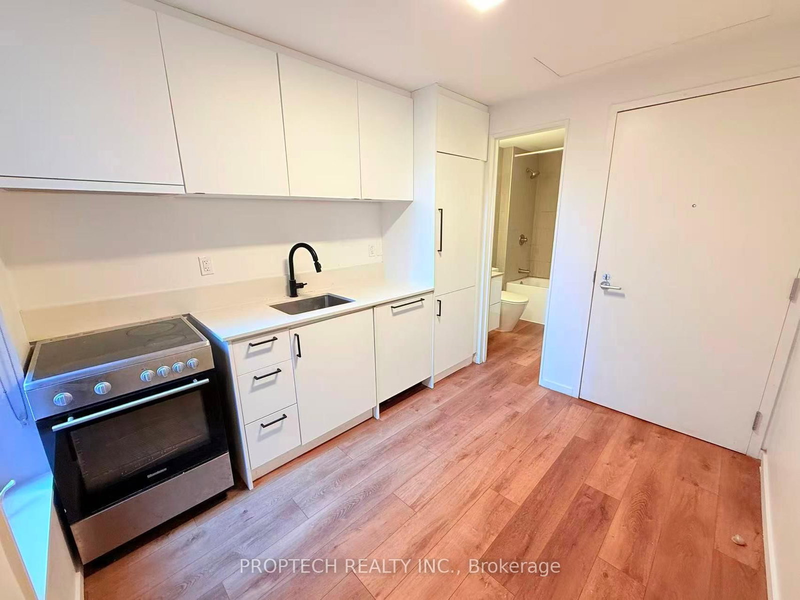 206 - 377 Broadview Avenue, Toronto 4