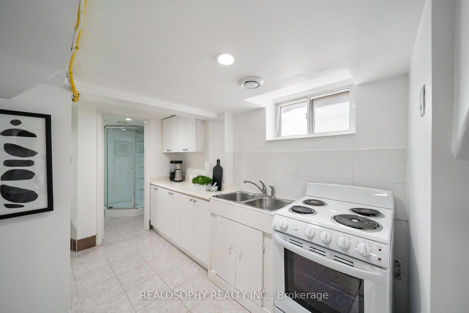 69 Squires Avenue • Toronto, ON photo 22
