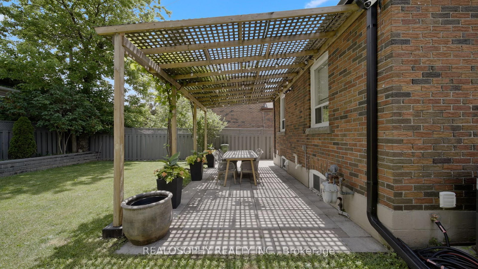 69 Squires Avenue • Toronto, ON photo 28