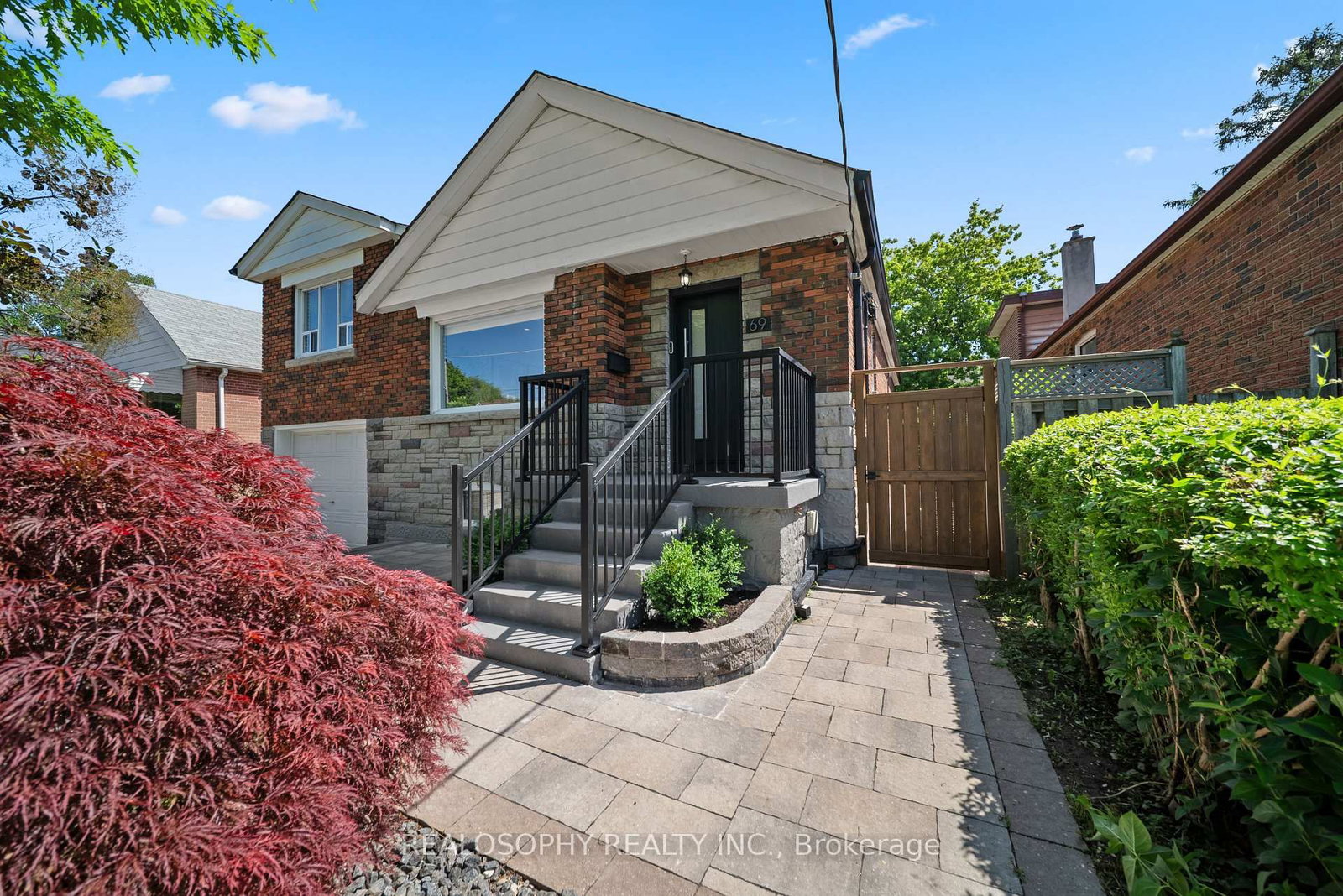 69 Squires Avenue • Toronto, ON photo 32