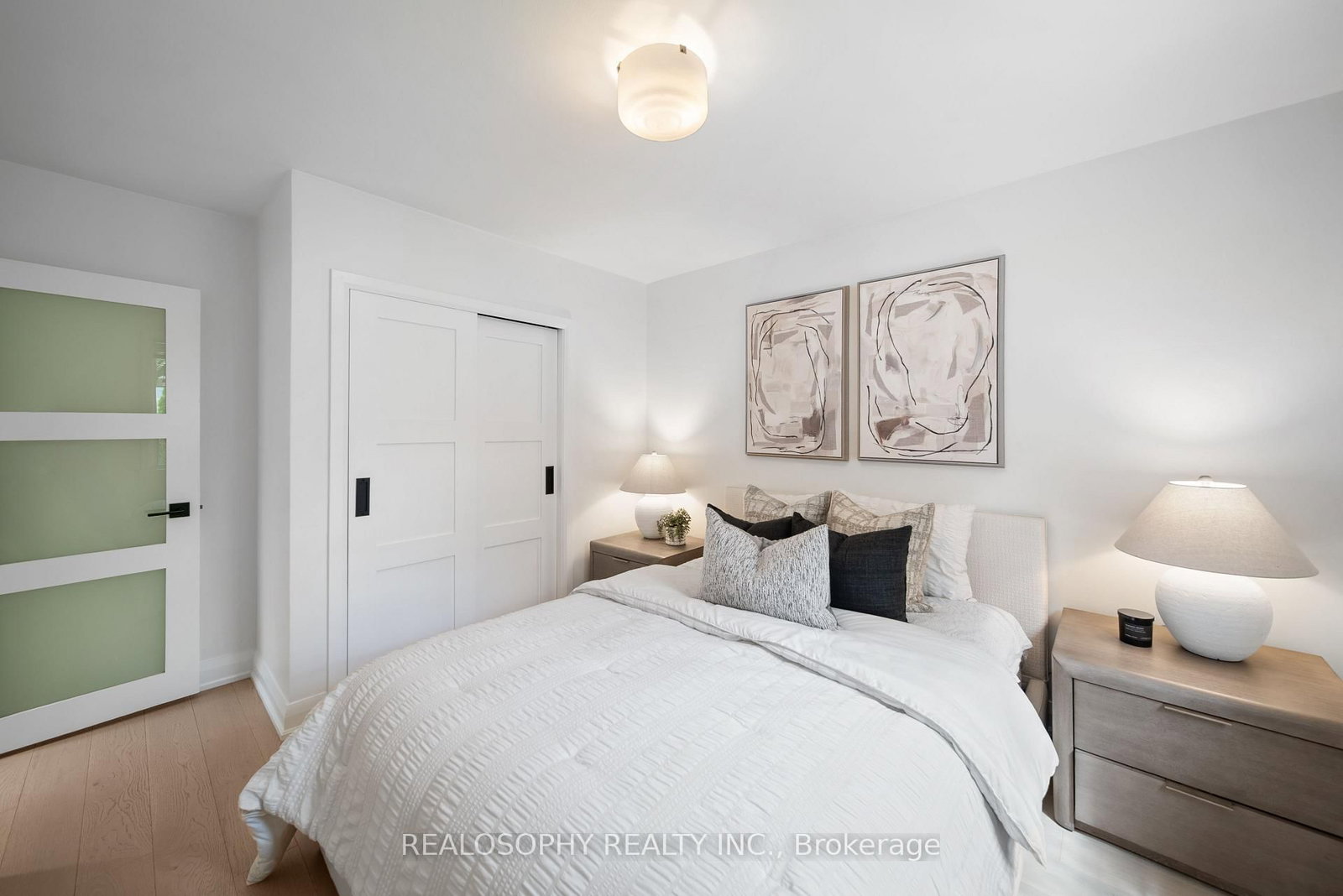 69 Squires Avenue • Toronto, ON photo 8
