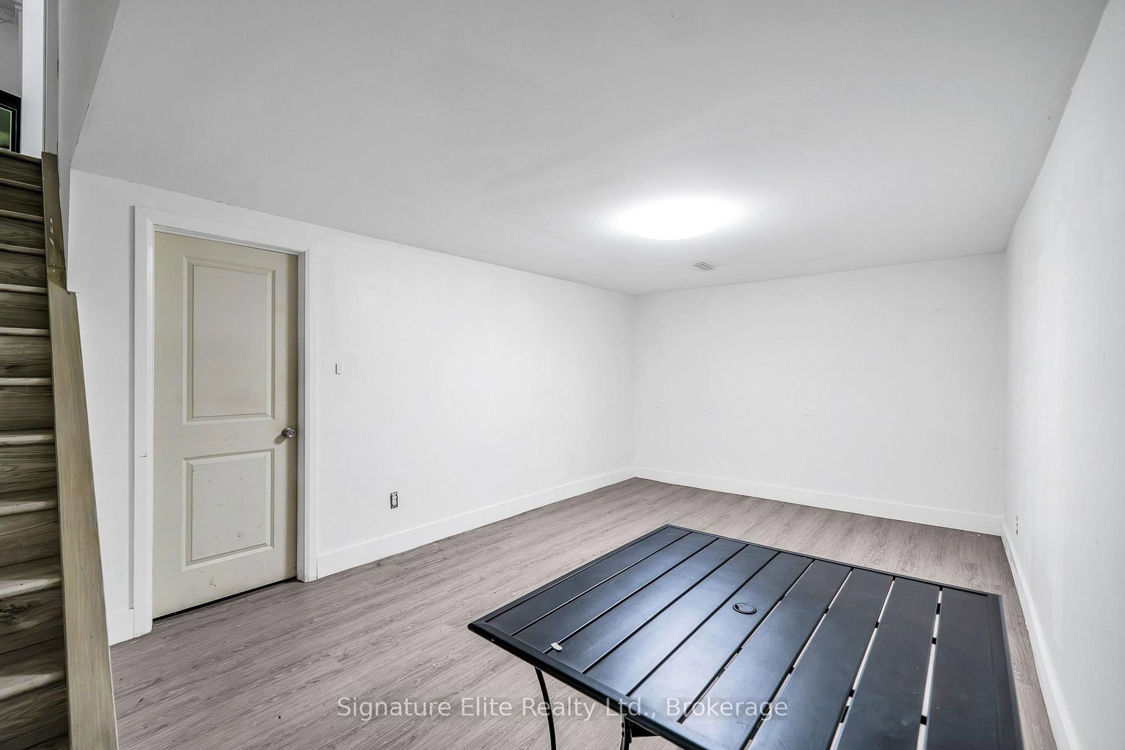 7-730 Cedar St, Oshawa, view 9