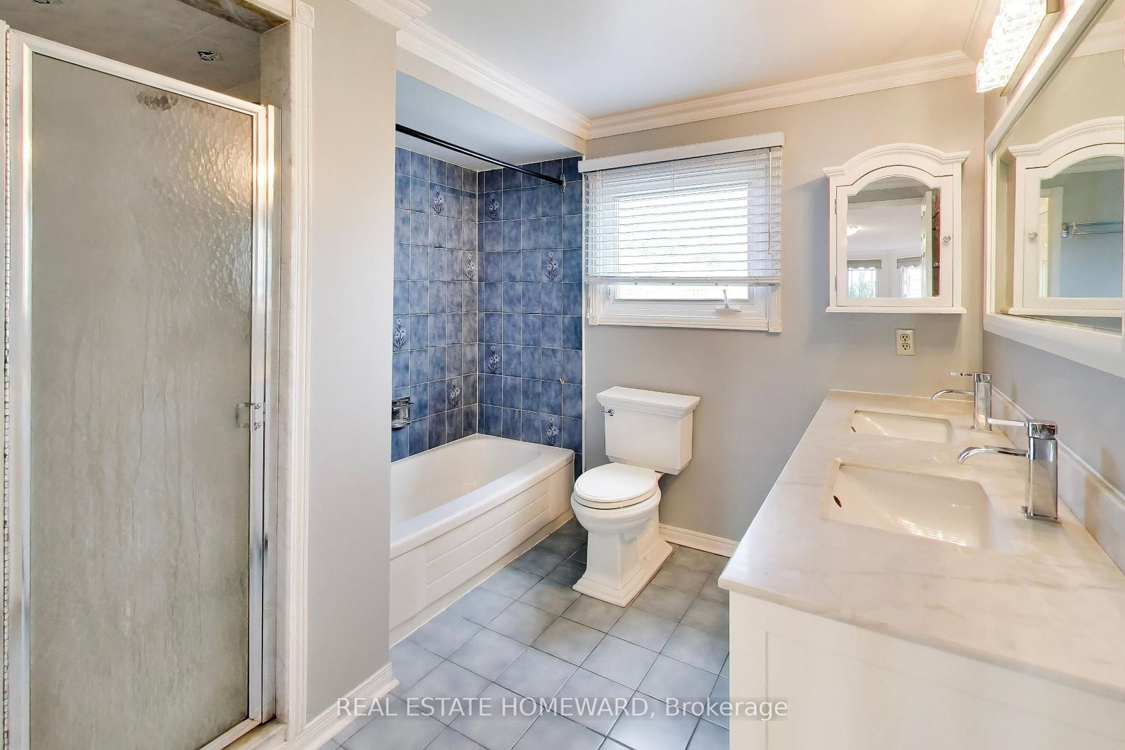 23 Hutchcroft Avenue • Toronto, ON photo 18
